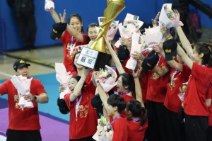 开云官网-天津女排夺得队史第16座冠军奖杯 排超联赛五连冠