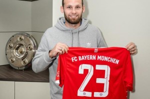 开云-新年惊喜背后原来是惊吓，拜仁后防一个萝卜两个坑